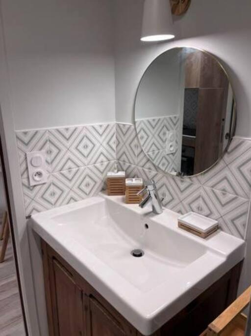 Proche Gare, Cosy, Courte Et Moyenne Duree Apartman Bellegarde-sur-Valserine Kültér fotó